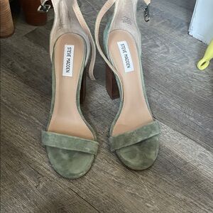 Steve Madden Olive Suede Heels